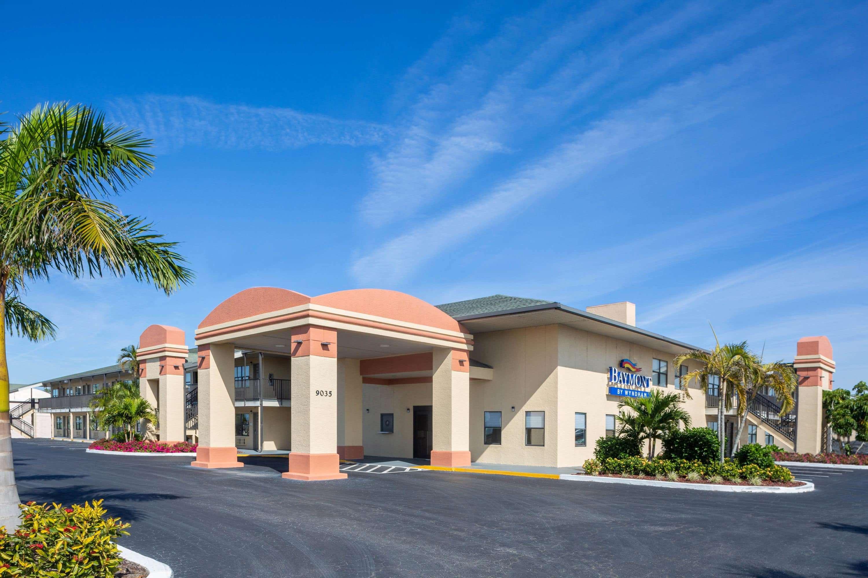 Готель Baymont By Wyndham Punta Gorda/Port Charlotte Екстер'єр фото